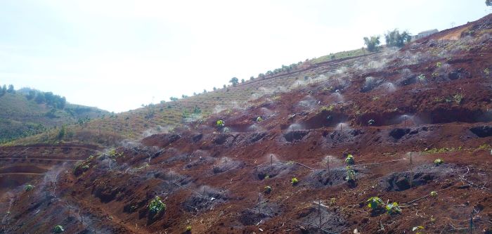 BÉC TƯỚI PHUN MƯA BÙ ÁP BÉC TƯỚI PHUN MƯA BÙ ÁP